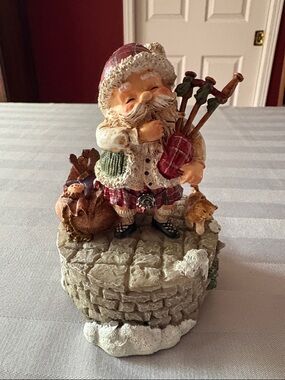 Holiday Santa Music Box with Bag, Kitten, and Bagpipes in Red and Cream